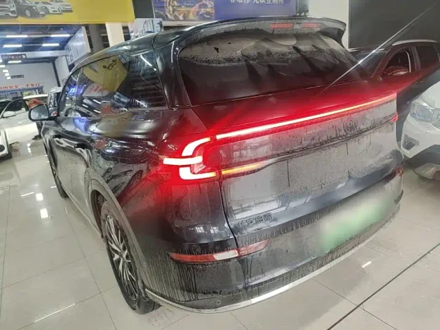 Changan Qiyuan Q07 — Фото автомобиля 4