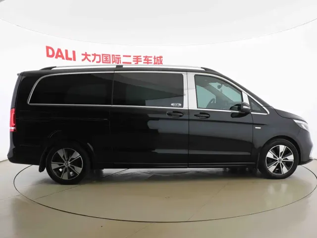 Mercedes-Benz V-Class — Фото автомобиля 4
