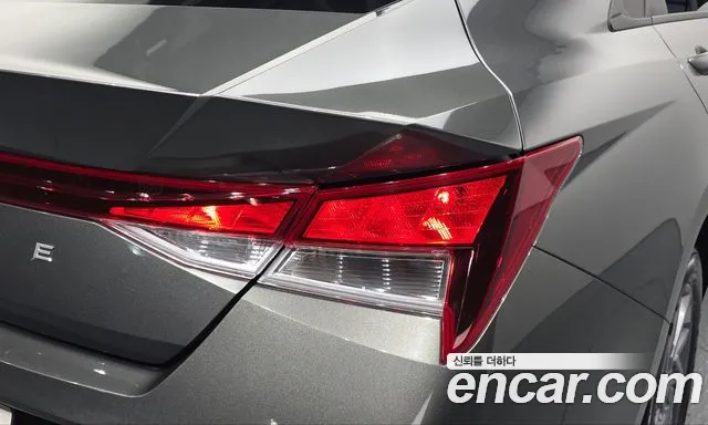 Hyundai Avante CN7 — Фото автомобиля 8
