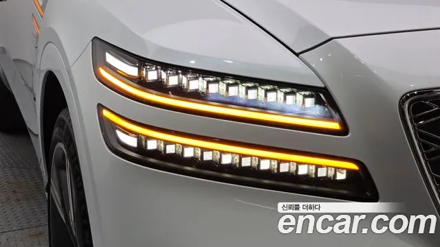 Genesis GV80 2.5T Бензин 2WD — Фото автомобиля 22