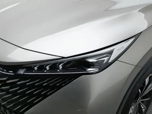 Roewe RX5 — Фото автомобиля 7