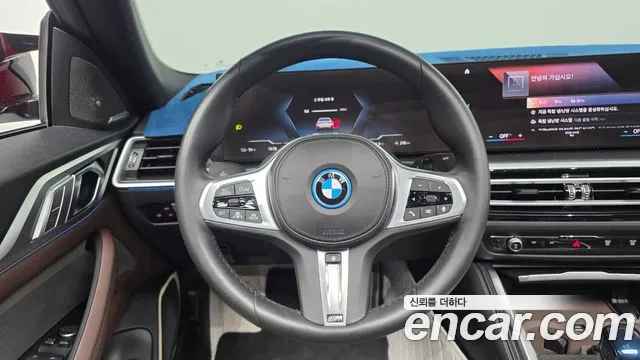 BMW i4 — Фото автомобиля 19