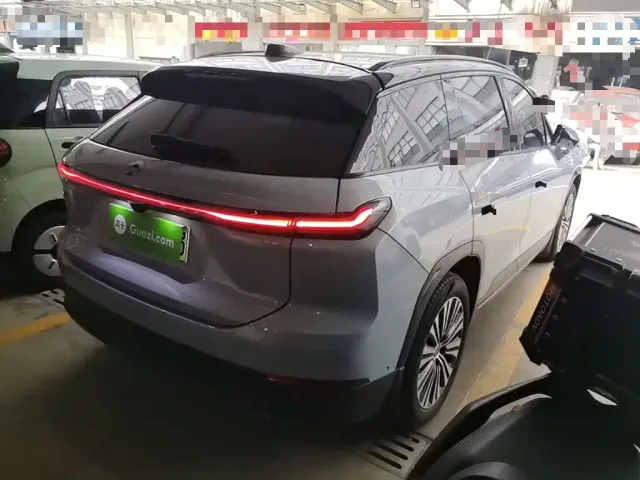 Nio ES7 — Фото автомобиля 6