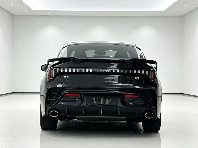 Lynk & Co 03 — Фото автомобиля 8