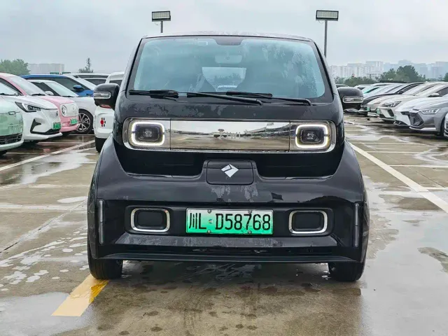 Baojun KiWi EV — Фото автомобиля 2