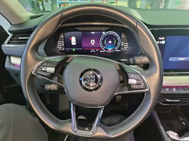 Skoda Octavia — Фото автомобиля 10