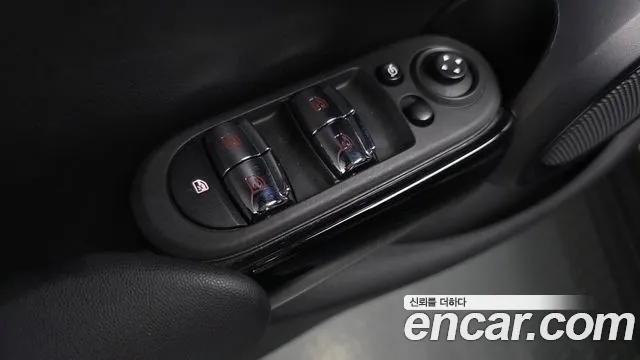 MINI Cooper — Фото автомобиля 30