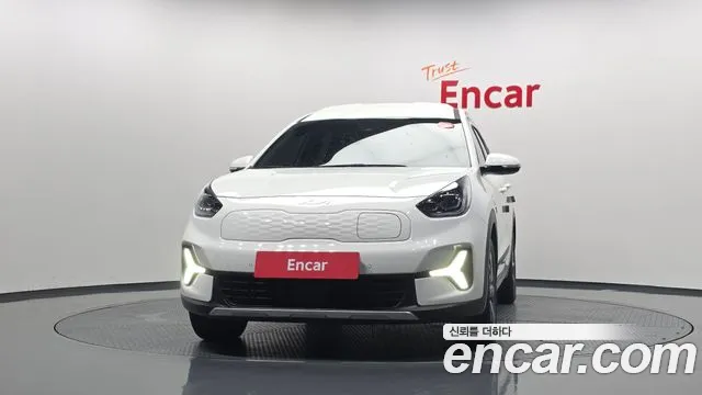 Kia Niro Niro Plus Air — Фото автомобиля 3