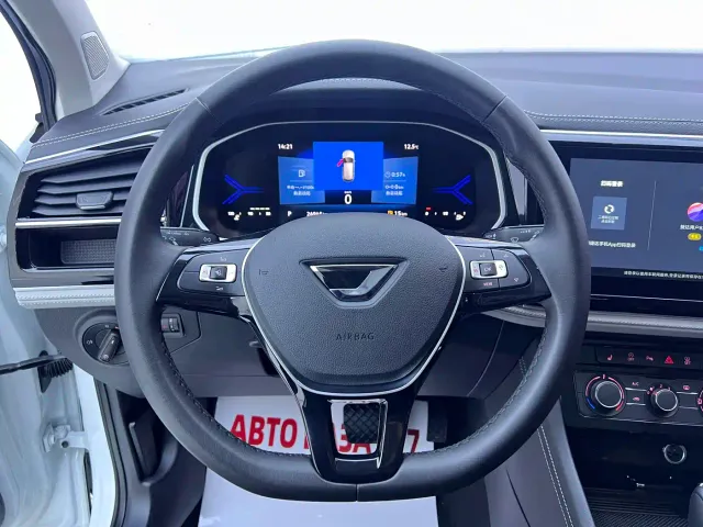 Jetta VS7 — Фото автомобиля 11