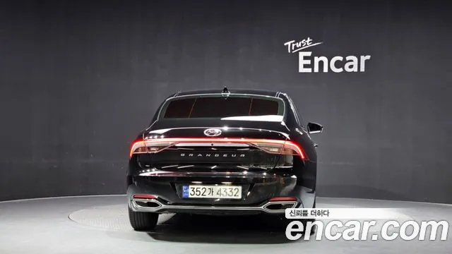 Hyundai Grandeur Premium — Фото автомобиля 4