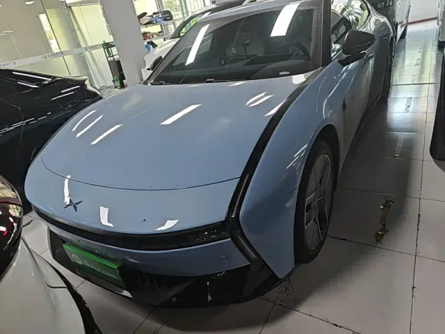 Xpeng P7 — Фото автомобиля 2