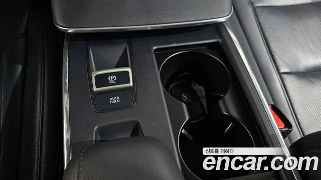 Hyundai Grandeur — Фото автомобиля 10