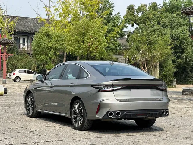 Chery Arrizo 8 — Фото автомобиля 6