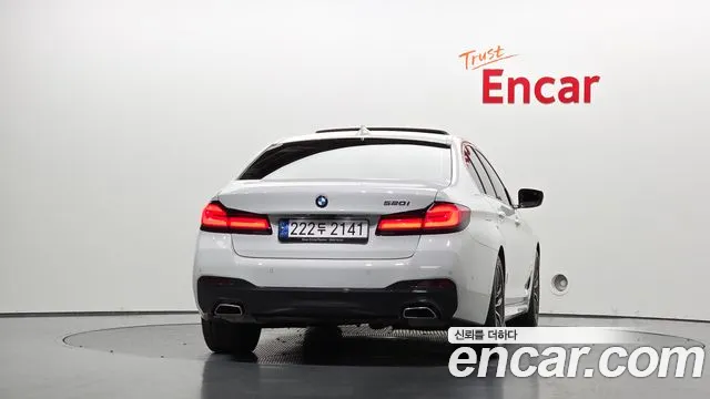BMW 5-Series — Фото автомобиля 2