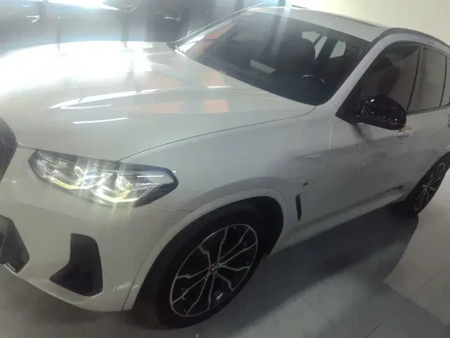 Фотография автомобиля — BMW X3