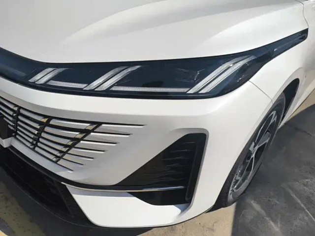 Changan Eado — Фото автомобиля 23