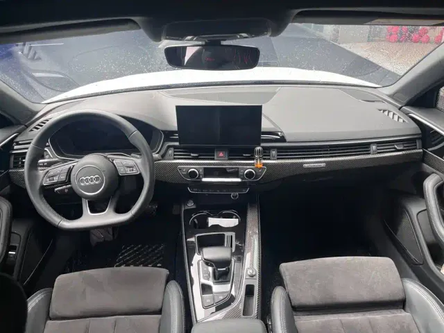 Audi A4L — Фото автомобиля 6