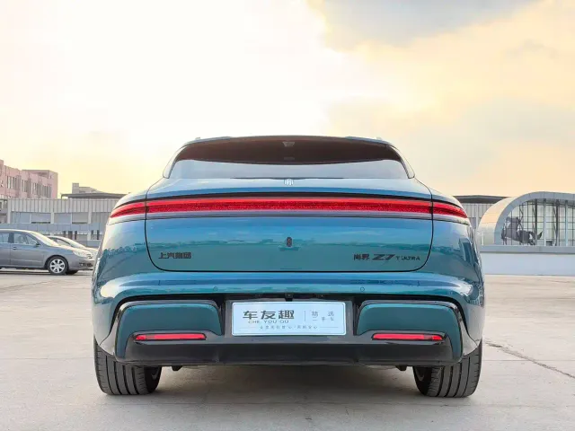 Shangjie Z7T — Фото автомобиля 10