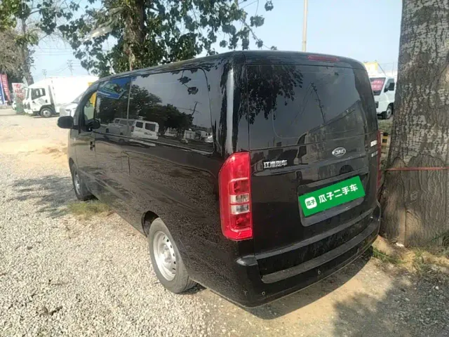 JAC Refine M3 — Фото автомобиля 4