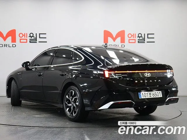 Hyundai Sonata — Фото автомобиля 4