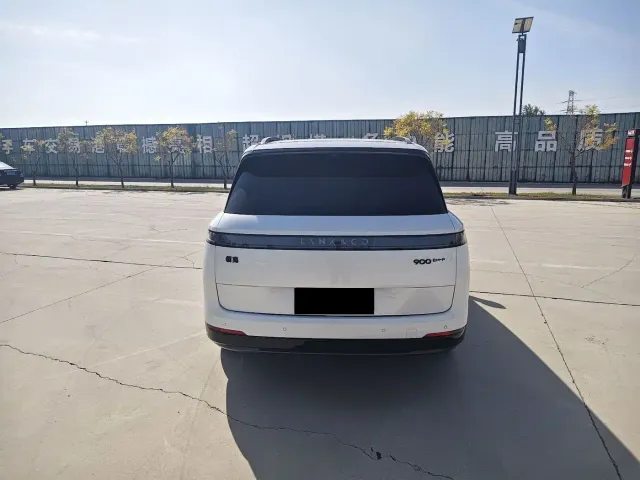 Lynk & Co 900 — Фото автомобиля 18