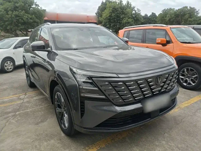 Changan CS75 Plus — Фото автомобиля 3