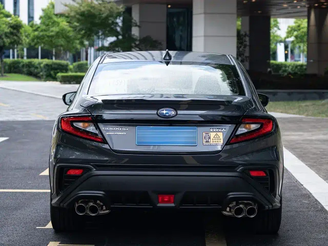 Subaru WRX — Фото автомобиля 5