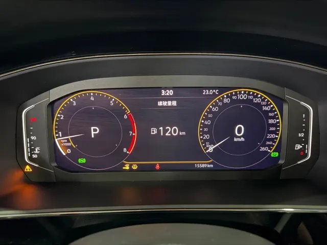 Volkswagen Passat — Фото автомобиля 12