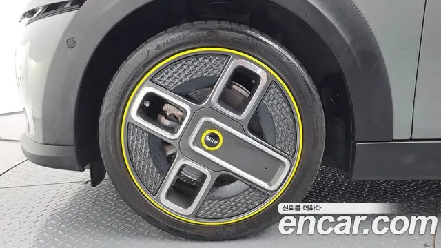 MINI Cooper Cooper Electric — Фото автомобиля 5