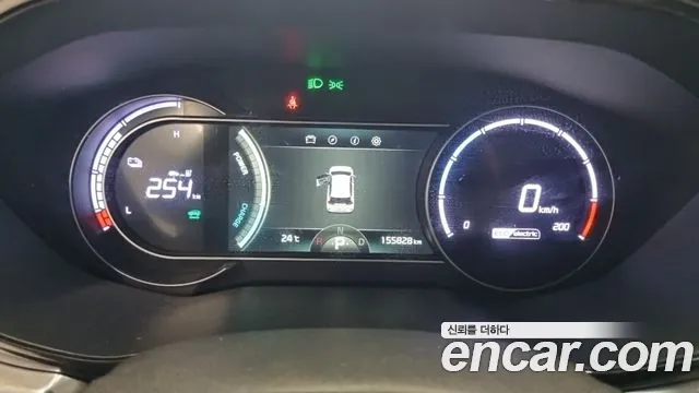 Kia Niro — Фото автомобиля 8