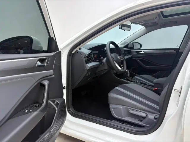 Volkswagen Sagitar — Фото автомобиля 4