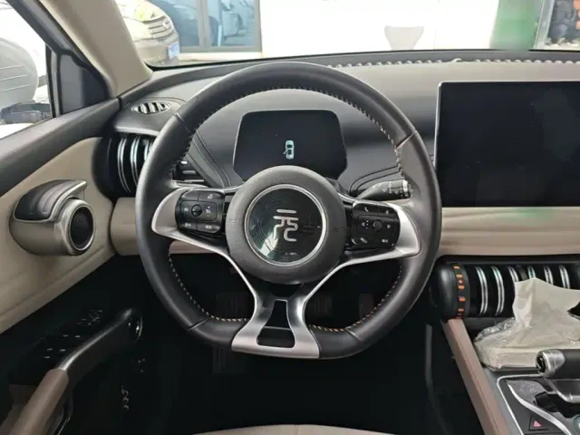 BYD Yuan PLUS — Фото автомобиля 10