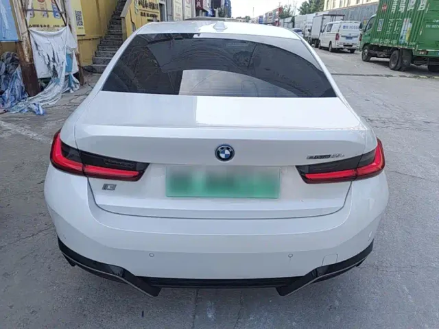 BMW i3 — Фото автомобиля 3
