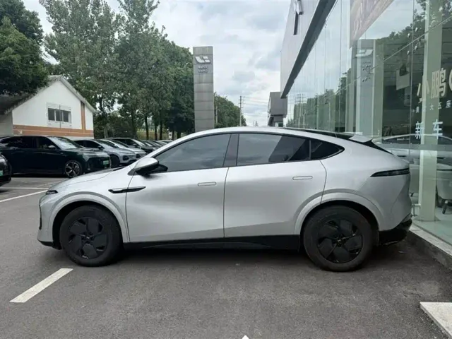 Xpeng G6 — Фото автомобиля 2