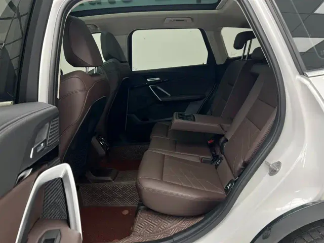 BMW X1 — Фото автомобиля 15