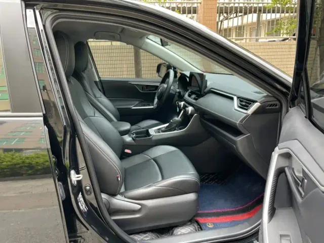 Toyota Wildlander — Фото автомобиля 13
