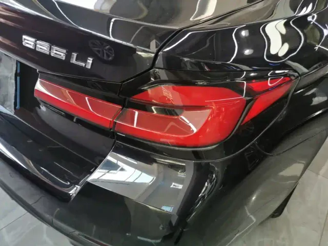 BMW 5 Series — Фото автомобиля 7