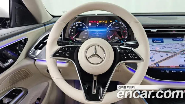 Mercedes-Benz E-Class — Фото автомобиля 13