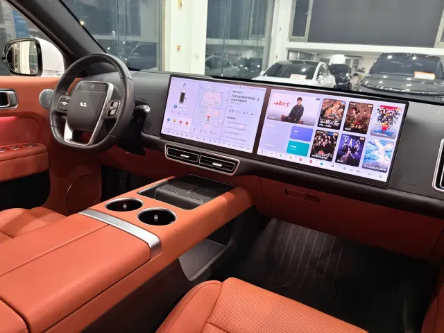 Li Auto L7 — Фото автомобиля 4