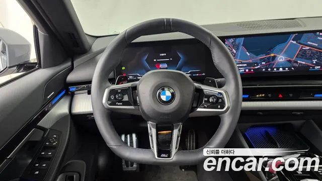 BMW 5-Series — Фото автомобиля 13