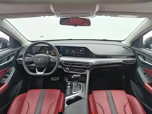 Changan Eado — Фото автомобиля 6