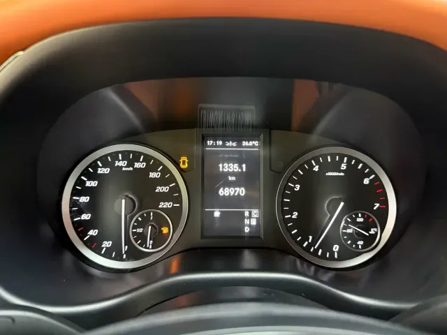 Mercedes-Benz Vito — Фото автомобиля 10