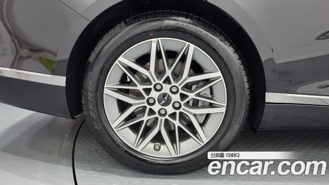 Genesis G80 Бензин 2.5 турбо AWD — Фото автомобиля 5