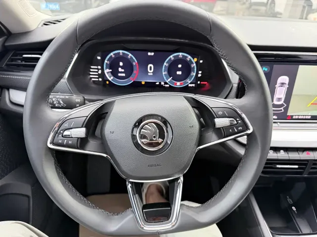 Skoda Octavia — Фото автомобиля 11