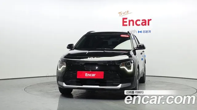 Фотография автомобиля — Kia Niro