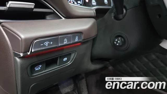 Genesis GV80 — Фото автомобиля 28