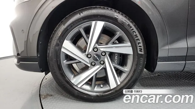 Genesis GV70 — Фото автомобиля 5