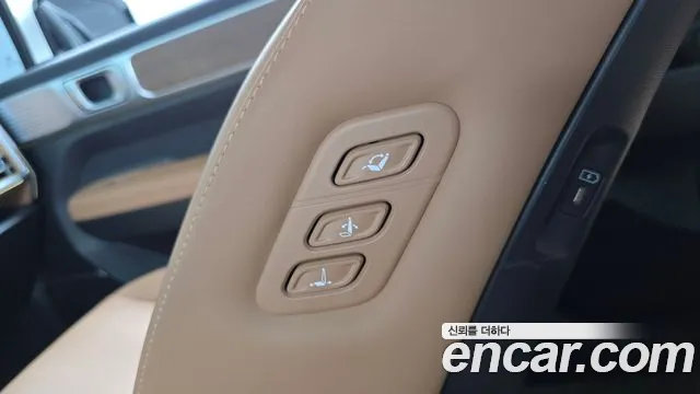 Hyundai Santafe Santa Fe (MX5) Бензин 2.5T 2WD — Фото автомобиля 20