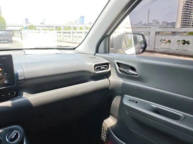 Wuling Hongguang — Фото автомобиля 14