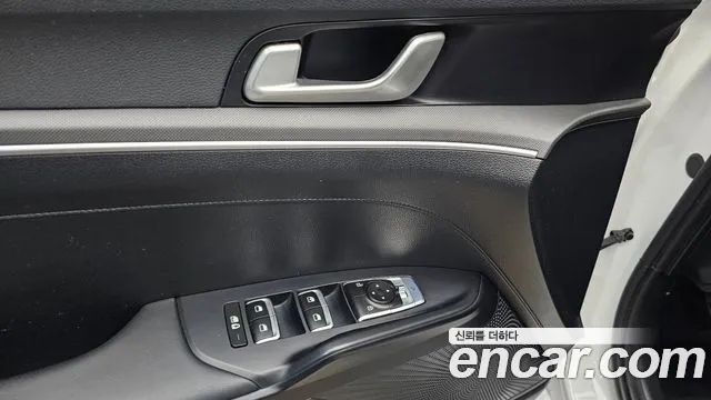 Kia K5 K5 3 поколение 2.0 LPI(Для проката) — Фото автомобиля 29